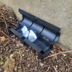 Sachet de bloc AKANOID fixé dans une boite sécurisée pour rat en extérieur