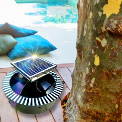 Piège à larves de moustiques LARVOCIDE SIRENIX sur une terrasse