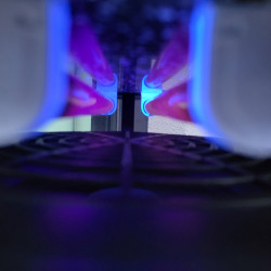 Lampe UV du piège à moustique FLORIDA, les moustiques sont attirés et aspirer par la ventilation