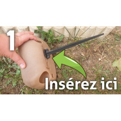 Insérez la clé à cet endroit afin d'ouvrir le piège à rat imitation pierre.