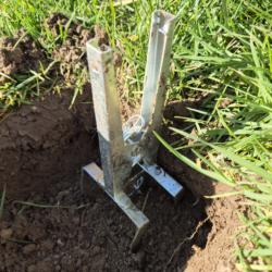 Piège à taupe pince mis dans la terre