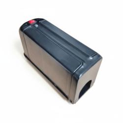 Piège à souris électrique (vue de 3/4)