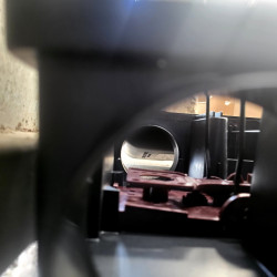 Vue transversale des deux entrées du piège à rat professionnel BLANTOR