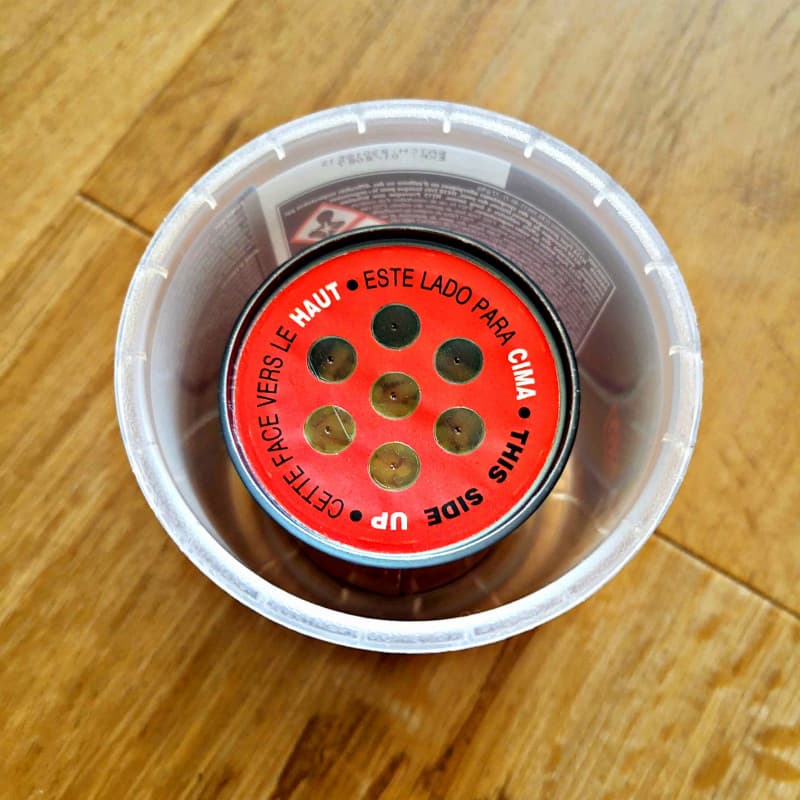 Intérieur du fumigène anti puce Fumichoc